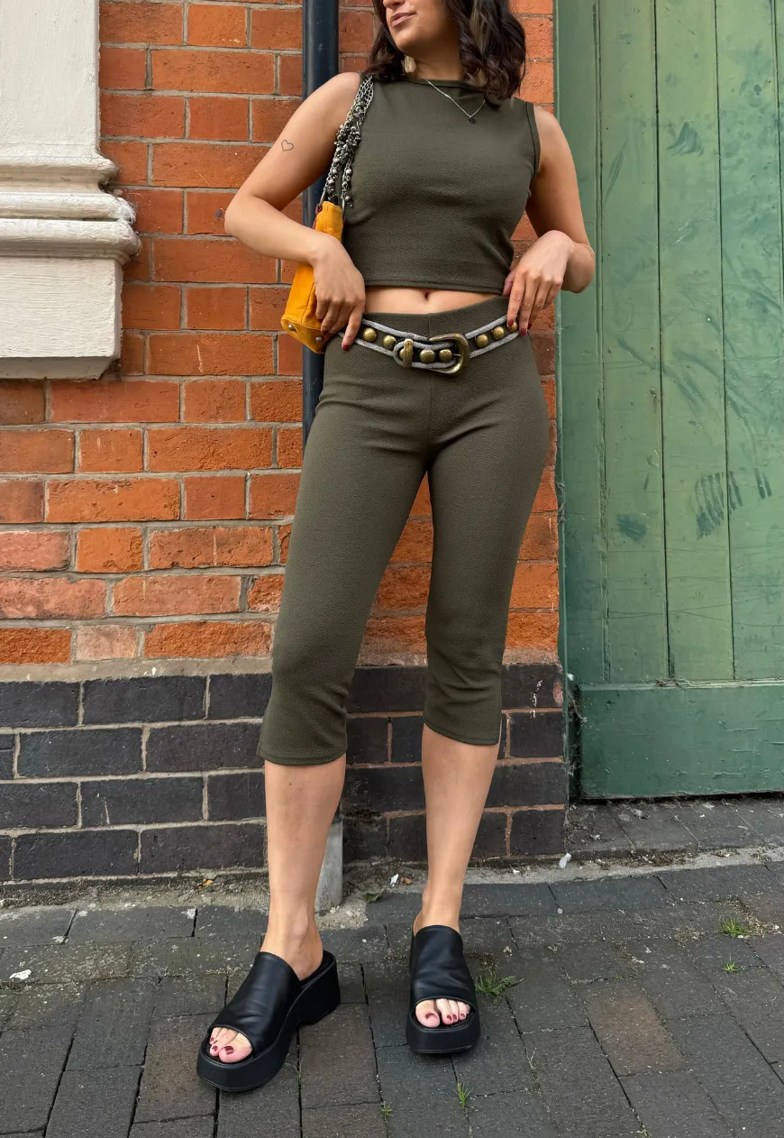 OLIVE CREPE MULTIWAY CROP