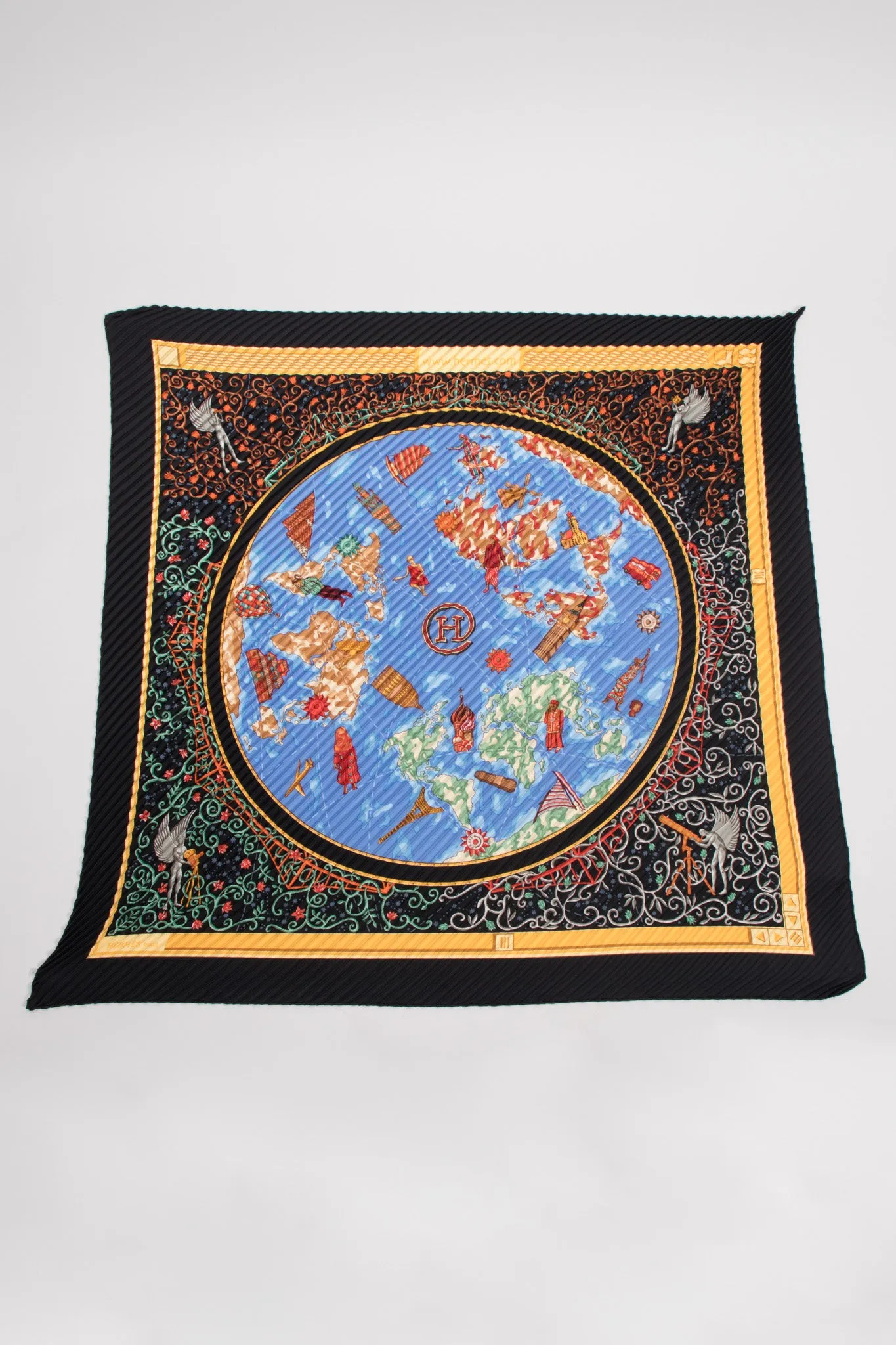 Pleated Online Map Print Scarf