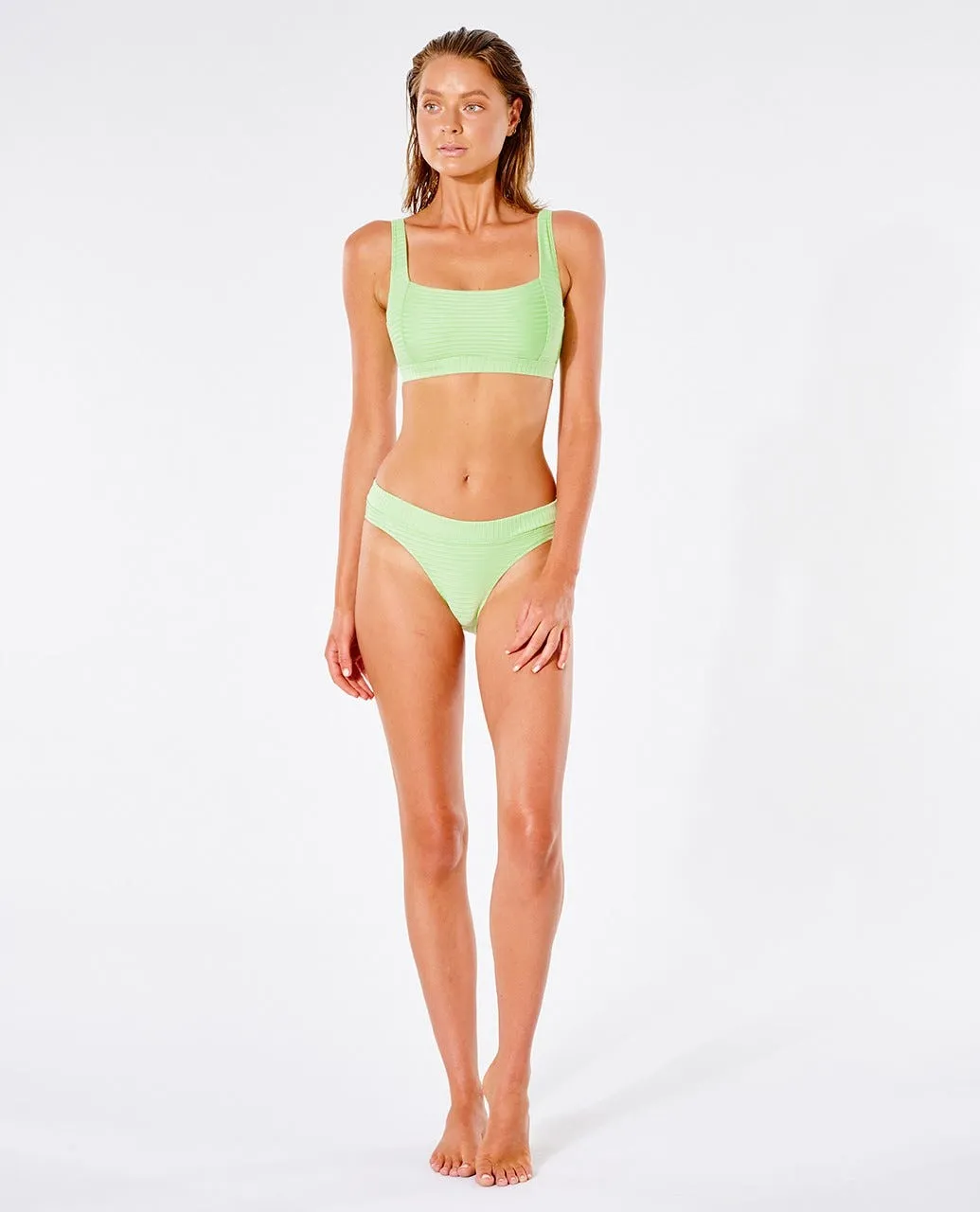 Premium Surf DD Crop Bikini Top
