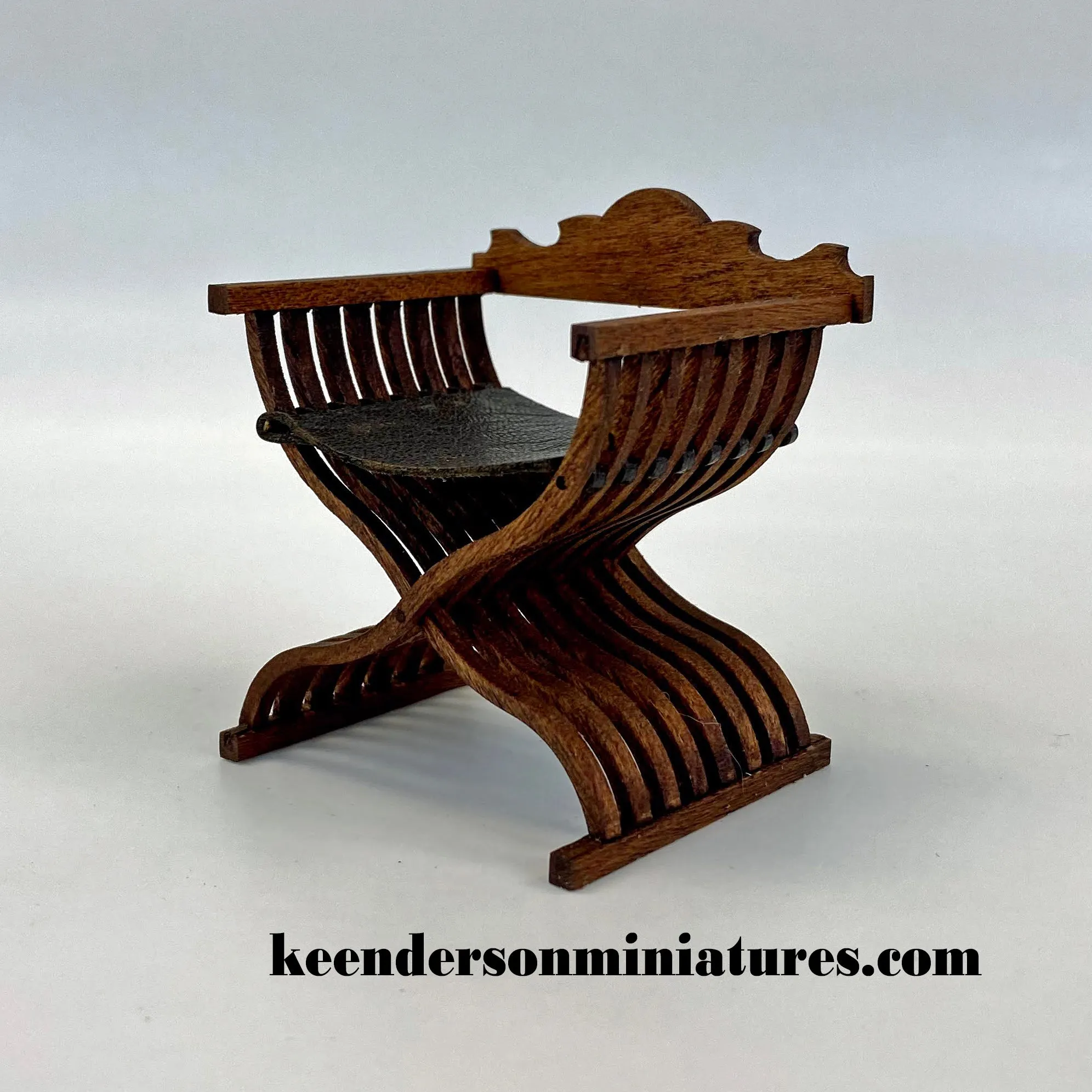 Roman style Savonarola Chair