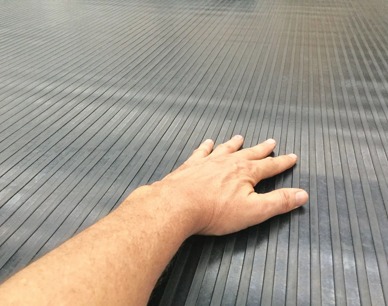 Rubber Ute Mat to fit Mitsubishi MV Triton Dual Cab March 2024 to Current - Fitted with Factory Plastic Tub Liner