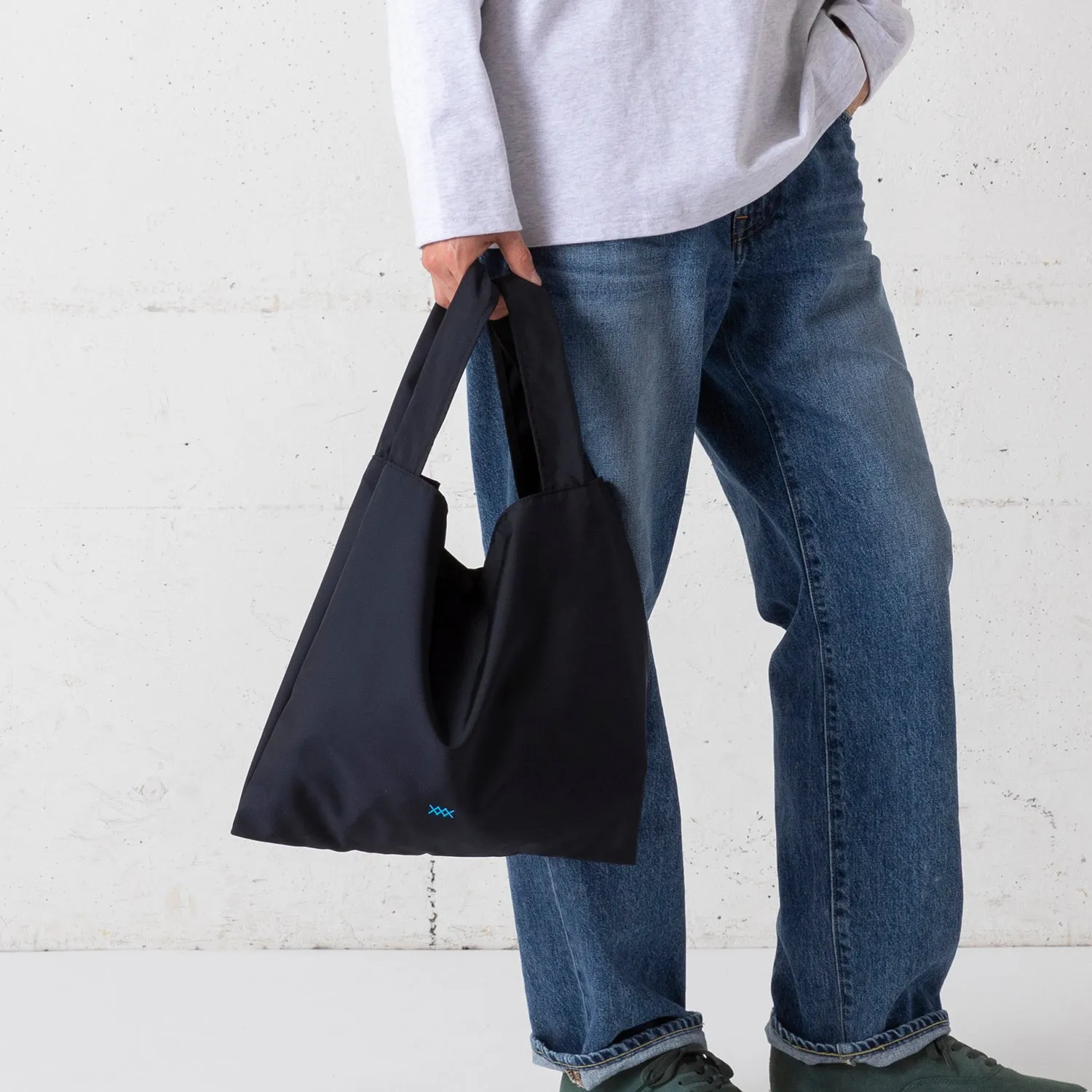 SiiLo | シーロ　Deep Blue Shikiri Marche Bag