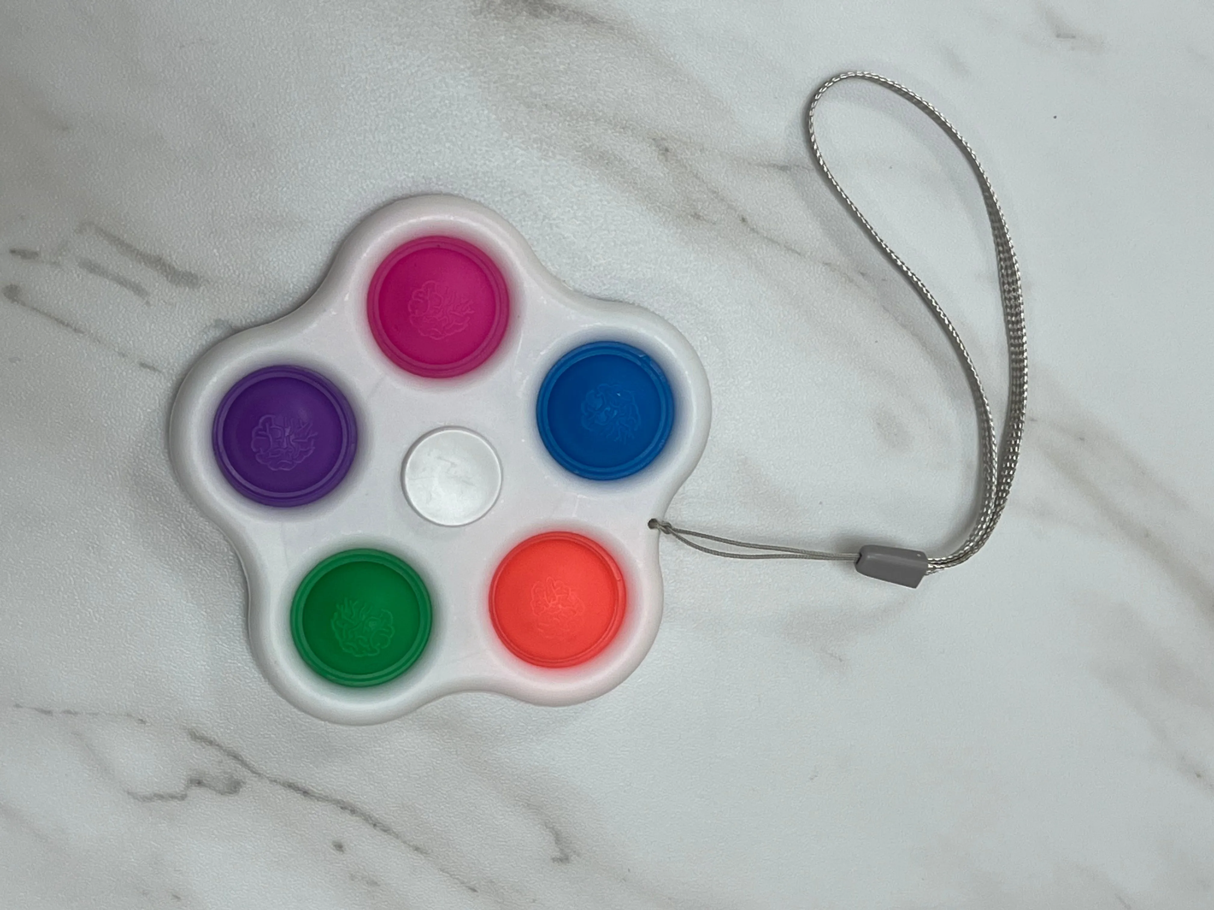 Simple dimple  popet spinner WHITE