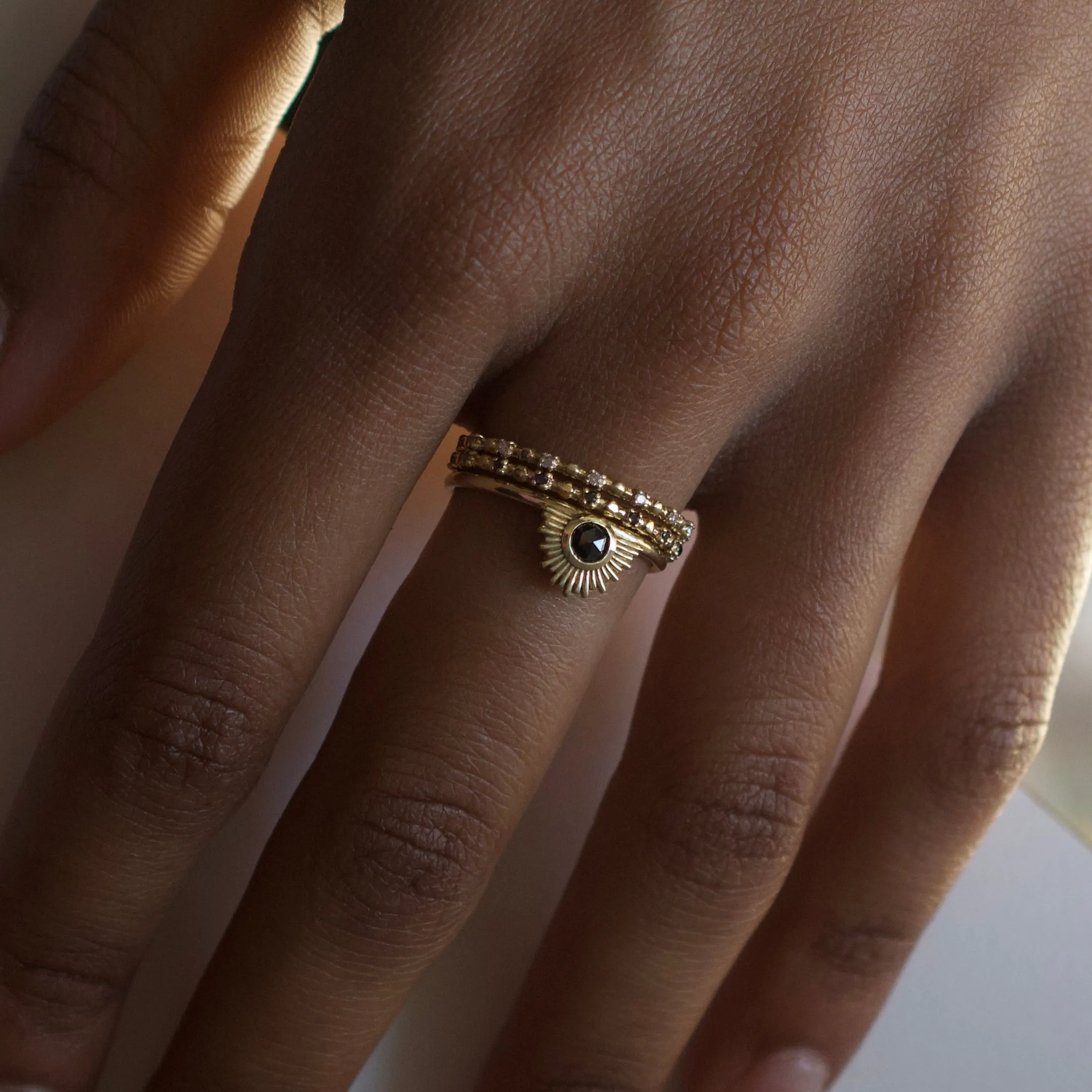 Simple Dots Rings