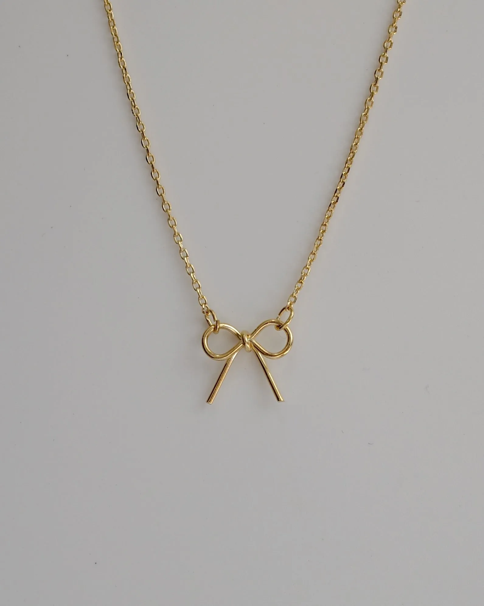 simple ribbon necklacce