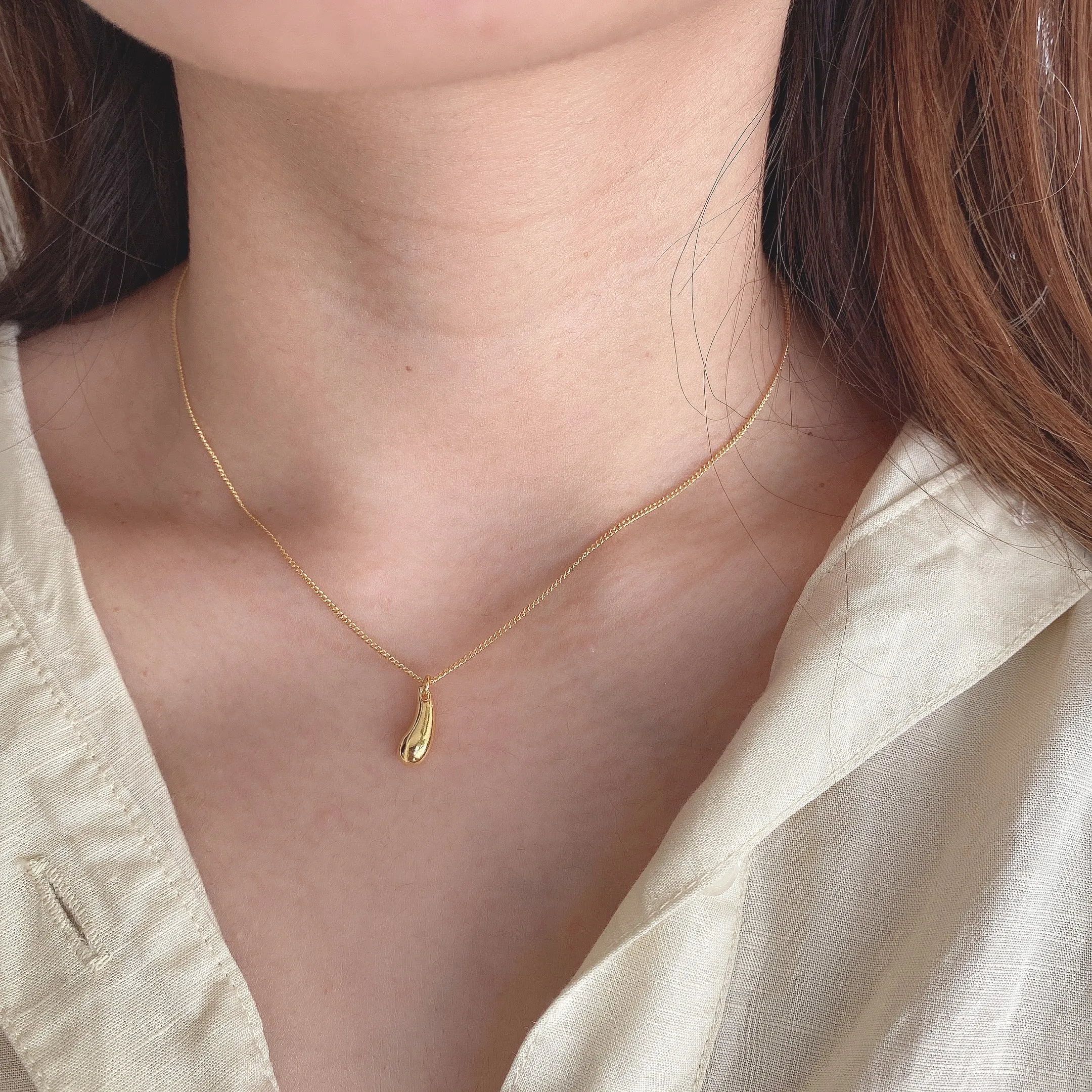 sleek drop necklace