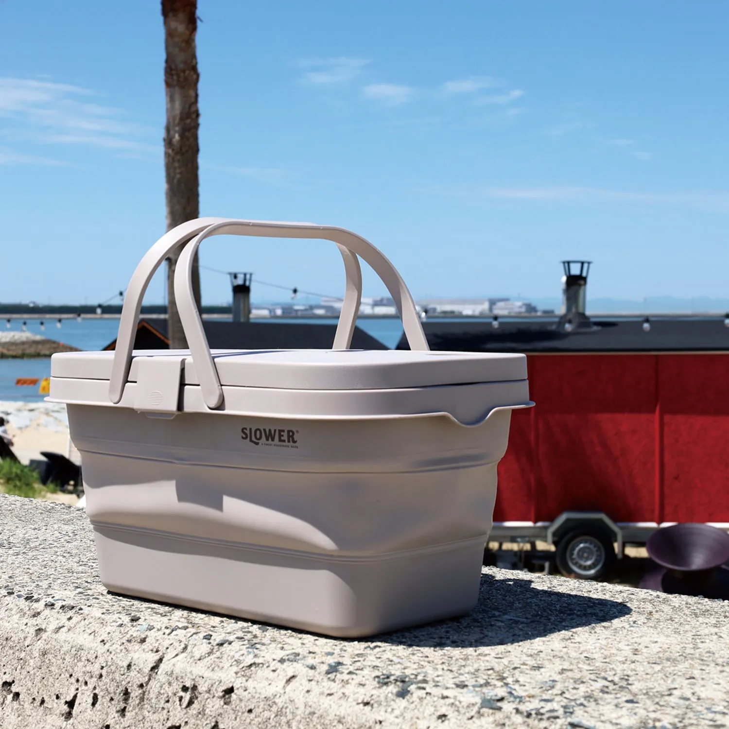 SLOWER | スロウワー　FOLDING BUCKET Mista