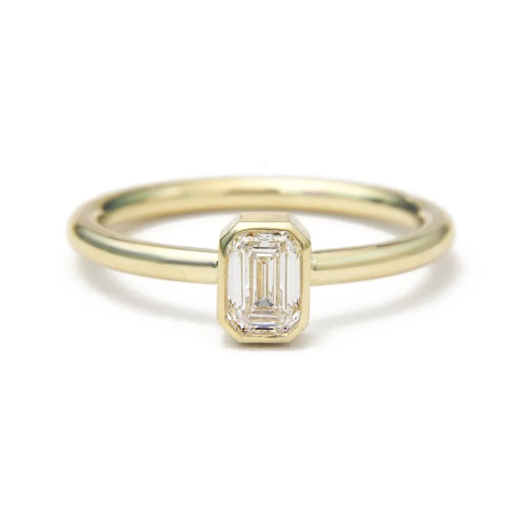 Sybil Ring | Emerald Cut Diamond Bezel Set Ring