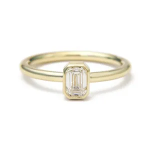 Sybil Ring | Emerald Cut Diamond Bezel Set Ring