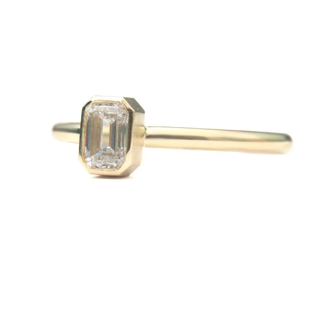 Sybil Ring | Emerald Cut Diamond Bezel Set Ring