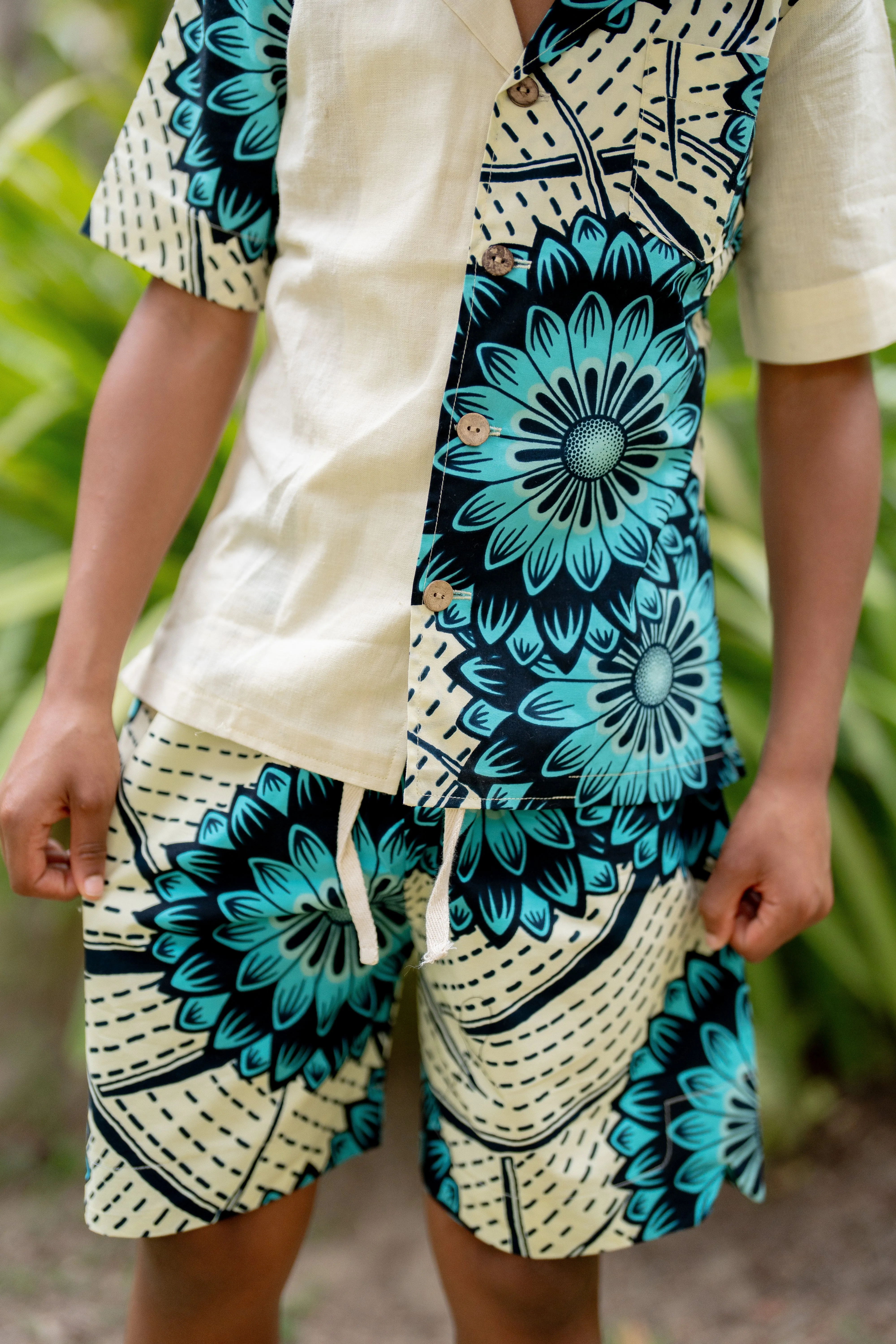Temi Shorts | Arctic Sun