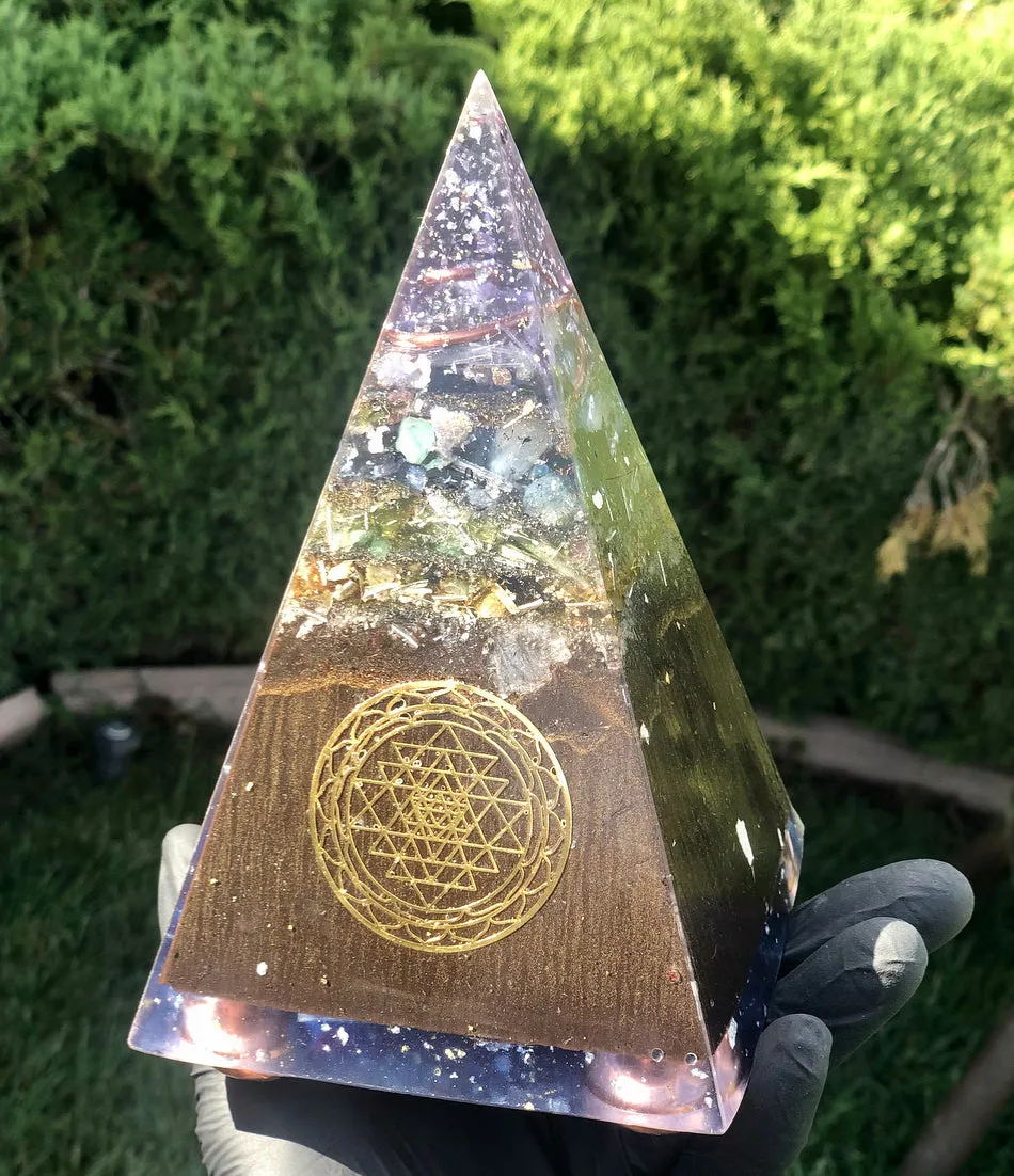 The “Sleek Tensor Ring Nubian Chakra” Orgone Pyramid