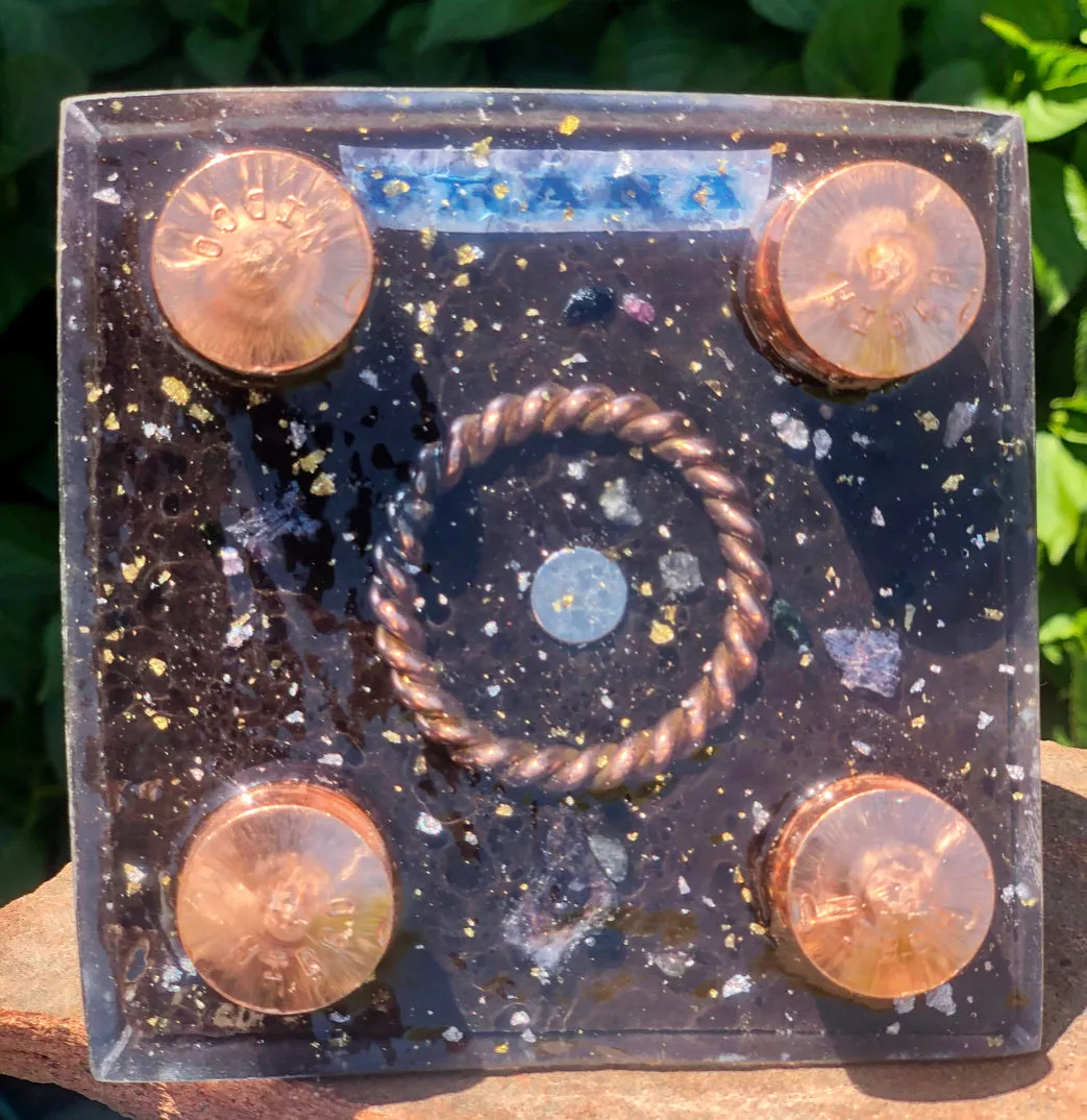 The “Sleek Tensor Ring Nubian Chakra” Orgone Pyramid