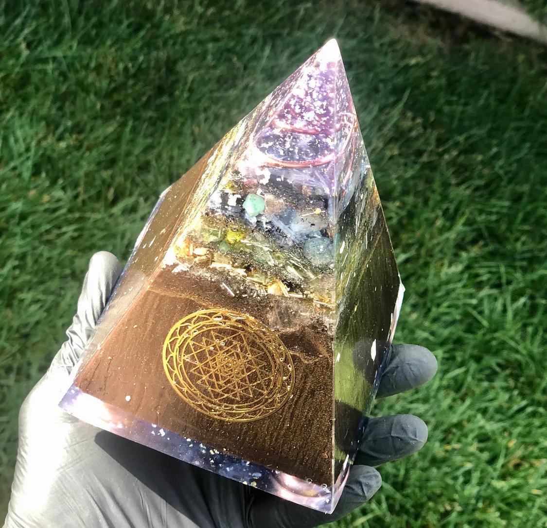 The “Sleek Tensor Ring Nubian Chakra” Orgone Pyramid