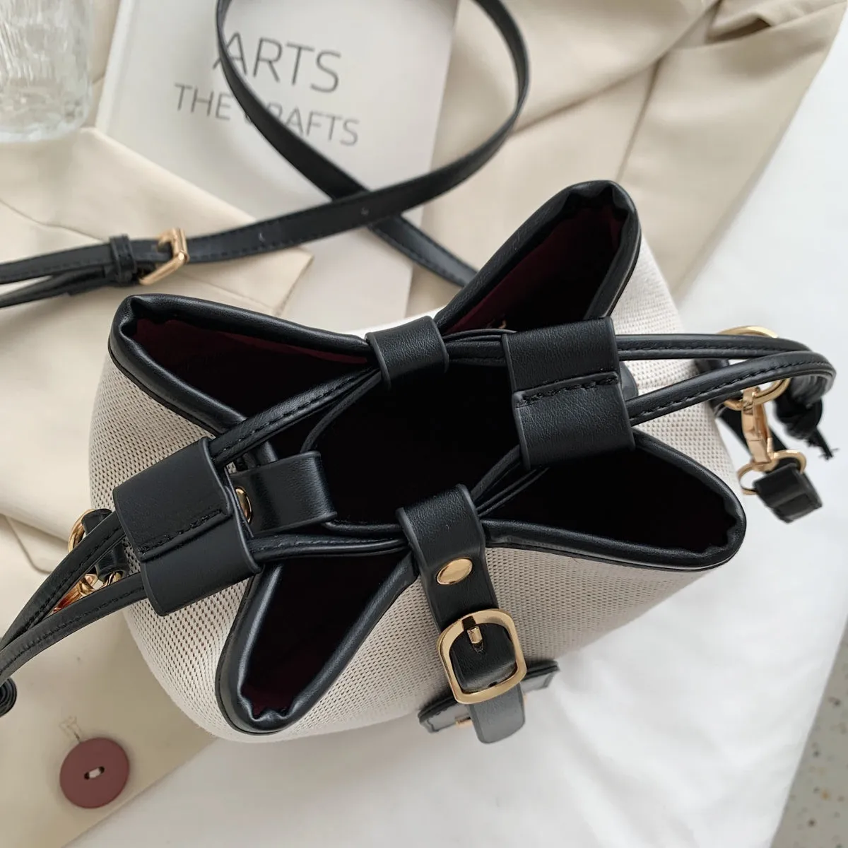 Tossi Straw Braided Adjustable Strap Crossbody Bag