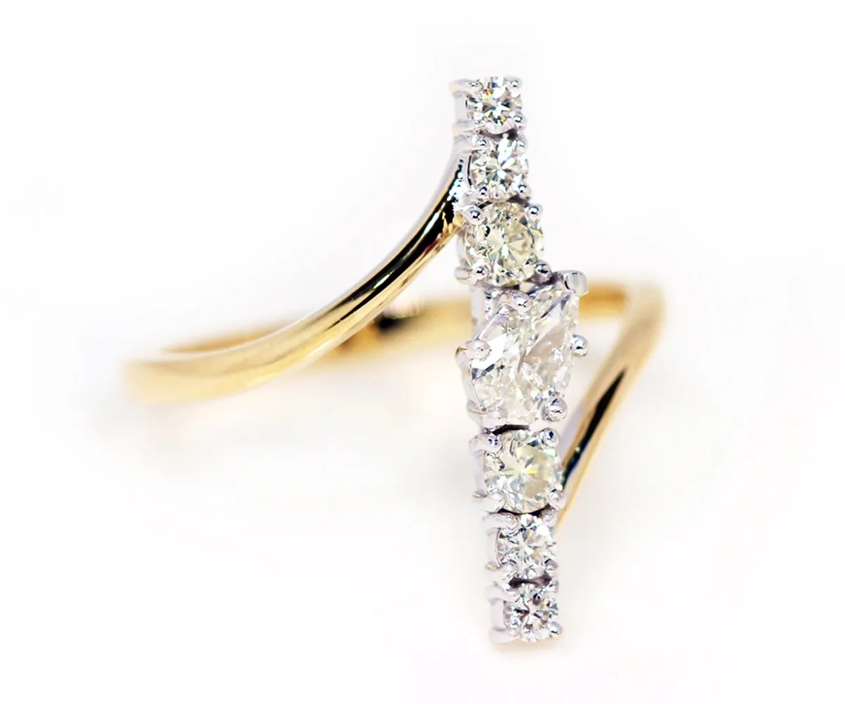 Vertical Simple Diamond Fashion Gold Ring