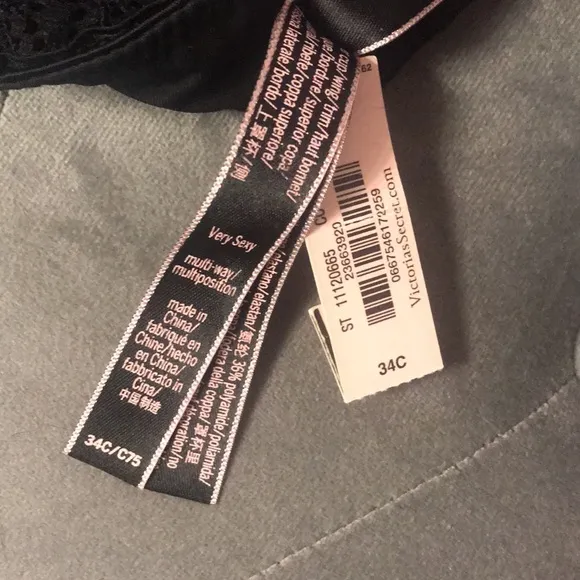 Very Sexy Multiway Push Up Bra with Lace. NWT.