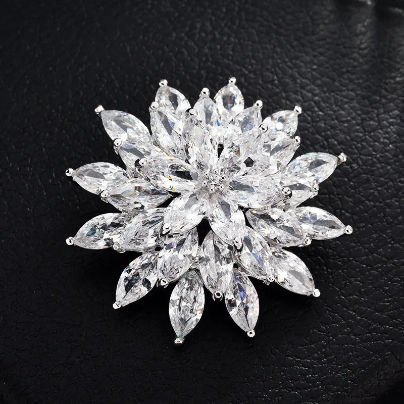 Vintage Alloy Floral Brooch For Female Zircon Mosaic Pin