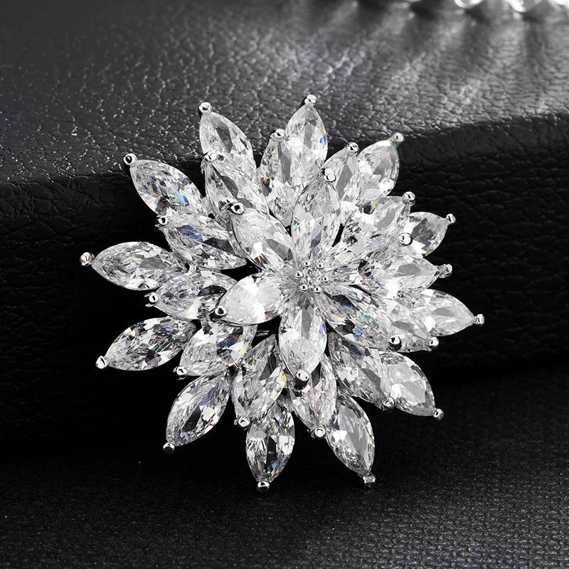 Vintage Alloy Floral Brooch For Female Zircon Mosaic Pin