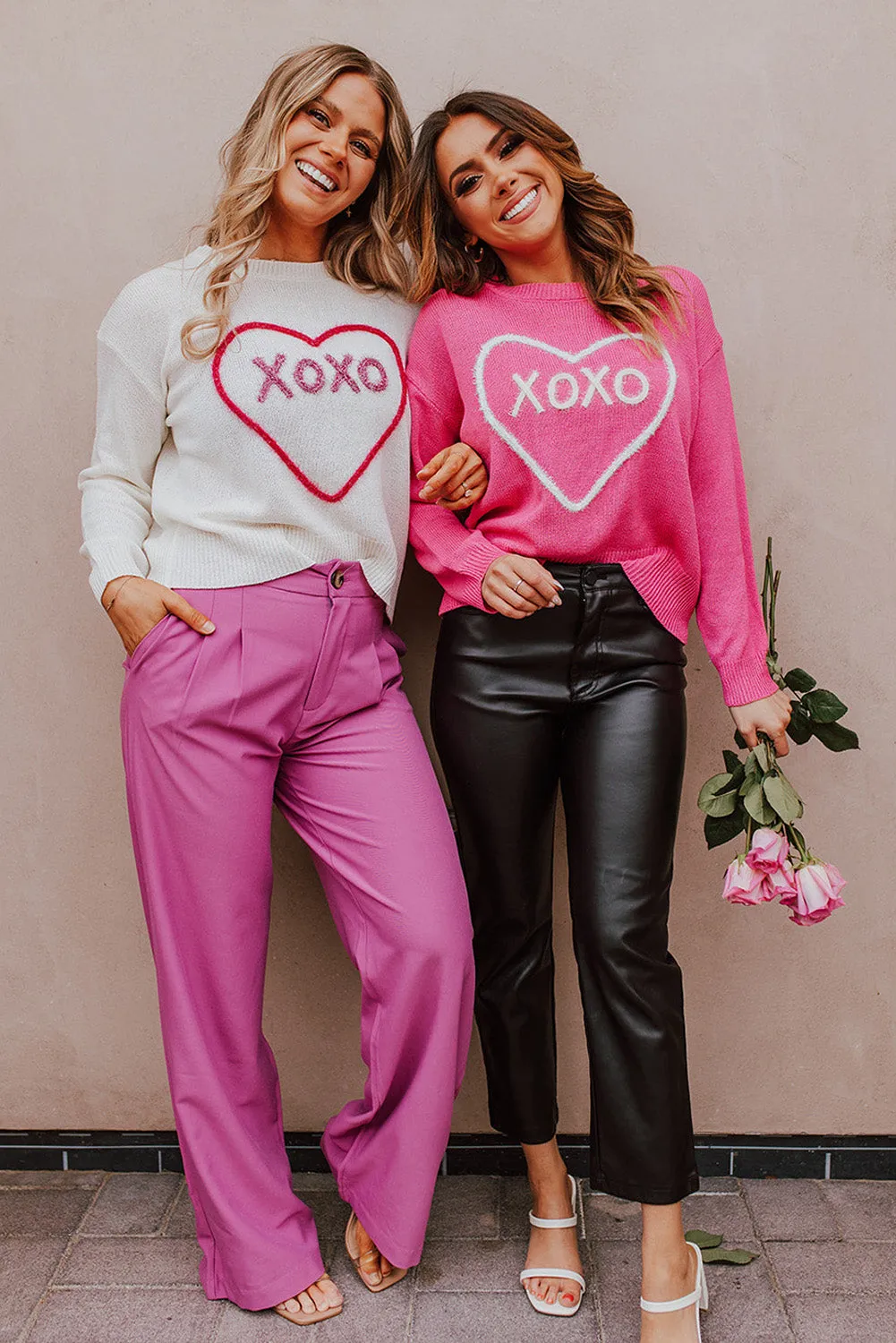 White Heart XOXO Pattern Casual Sweater